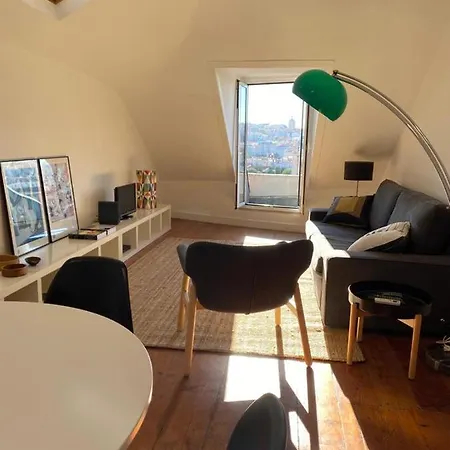Combro Penthouse Apartment *
